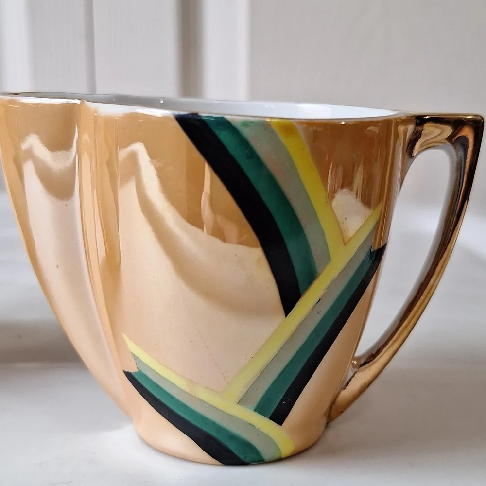 Vintage Okwan China made in Japan - handpainted peach gold lustre with design